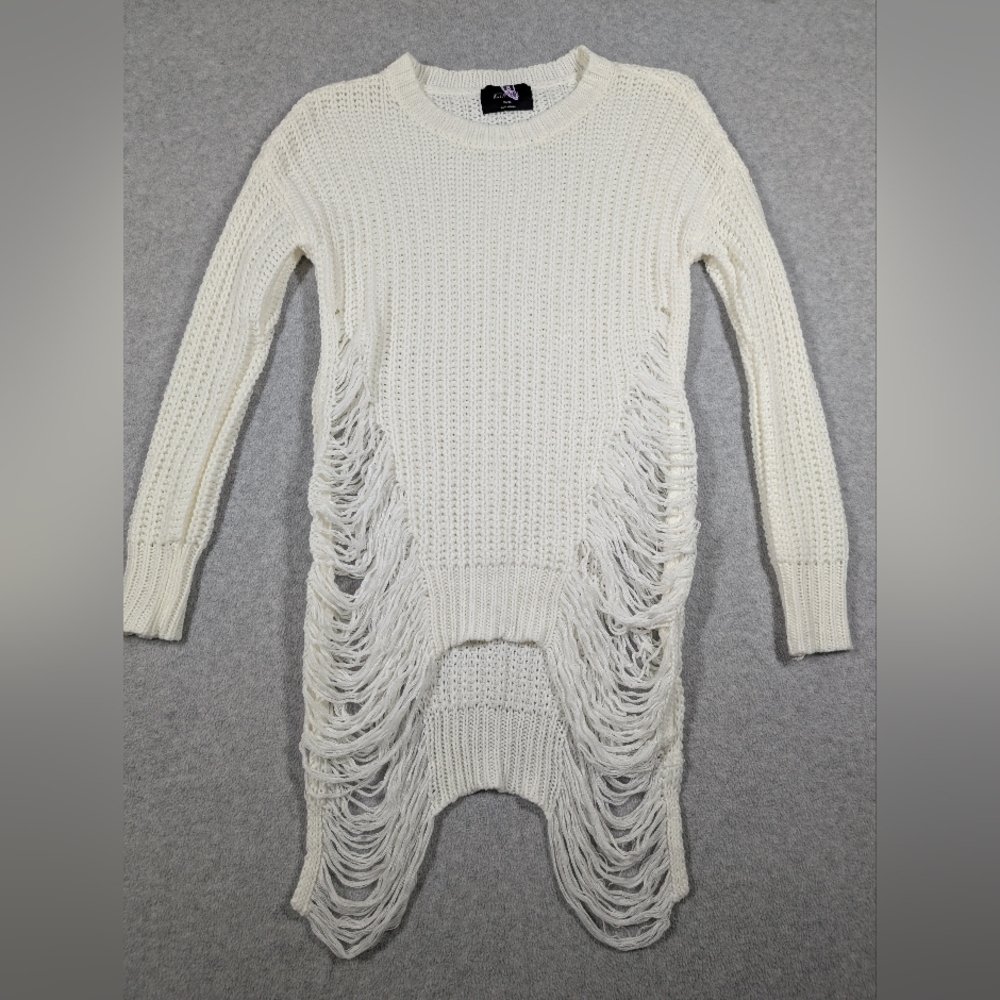 Active USA Cream Knit Distressed‎ Small Sweater